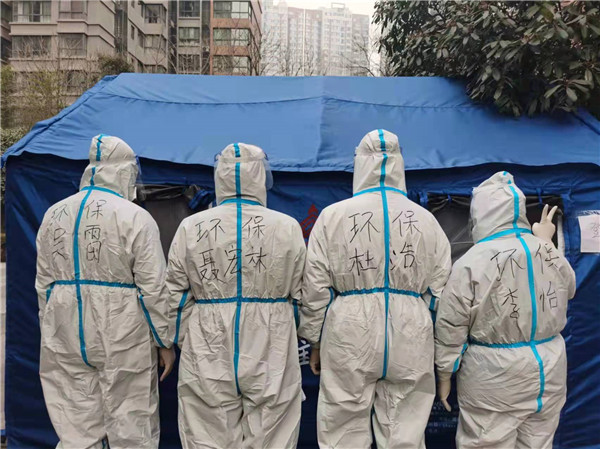 亚星yaxin集团：响彻在战“疫”前线的入党誓词 配图1.jpg