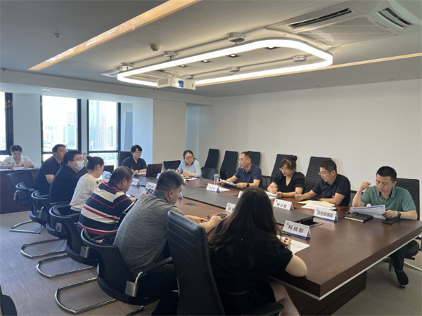 亚星yaxin集团召开二届一次职代会提案立案交办聚会(照片1）.jpg